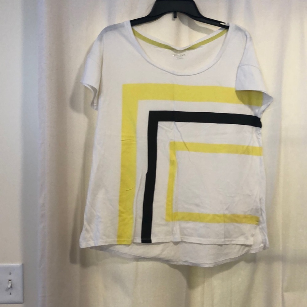 🎉4 for $20 Merona Tee, size XXL